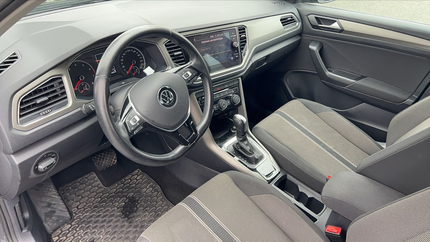 Volkswagen T-Roc - Photo 8