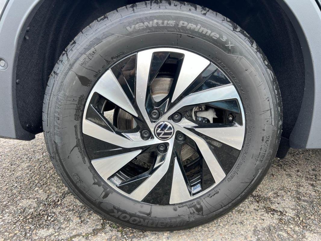 Volkswagen Tiguan - Photo 13