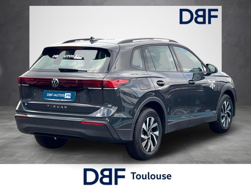 Volkswagen Tiguan - Photo 22