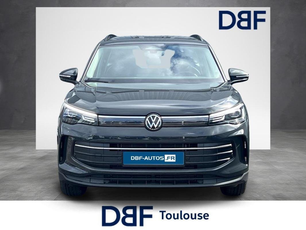 Volkswagen Tiguan - Photo 24