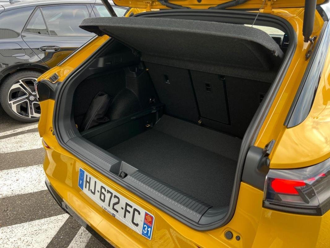 Volkswagen T-Roc - Photo 13