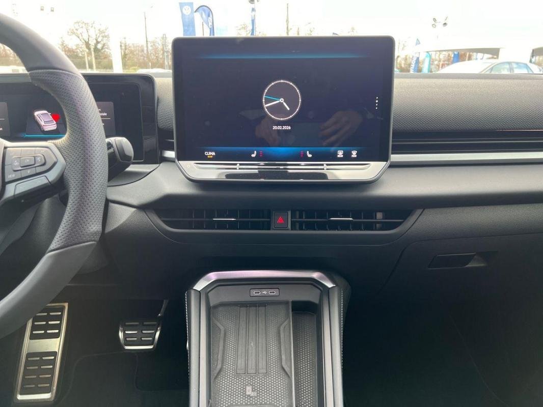 Volkswagen T-Roc - Photo 23