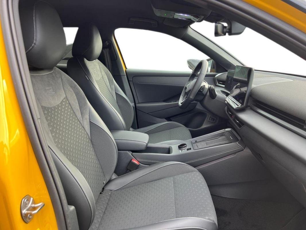 Volkswagen T-Roc - Photo 26