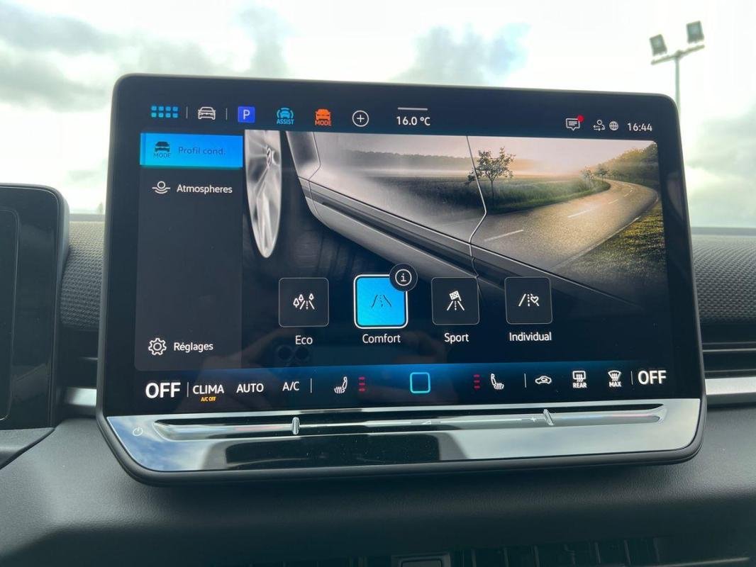 Volkswagen T-Roc - Photo 29