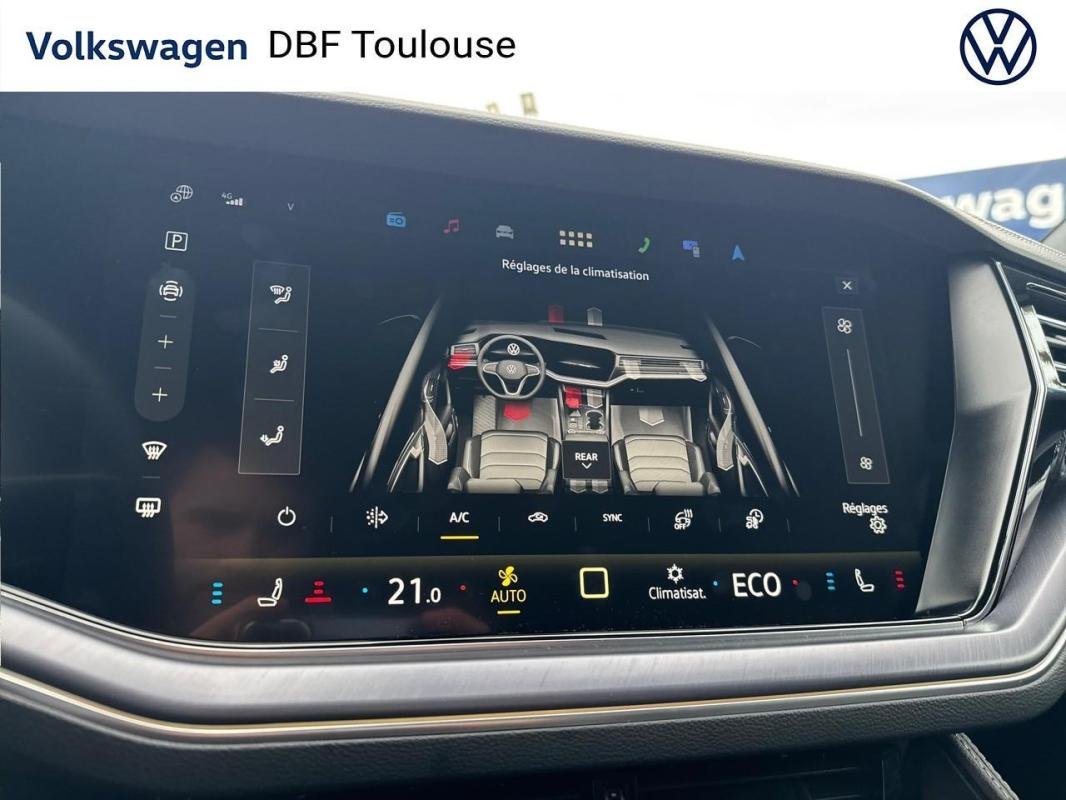 Volkswagen Touareg - Photo 21