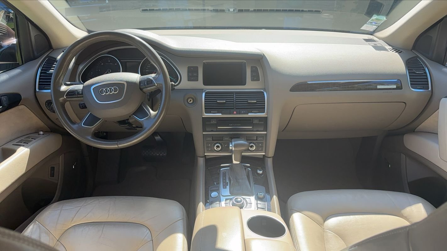 Audi Q7 - Photo 11