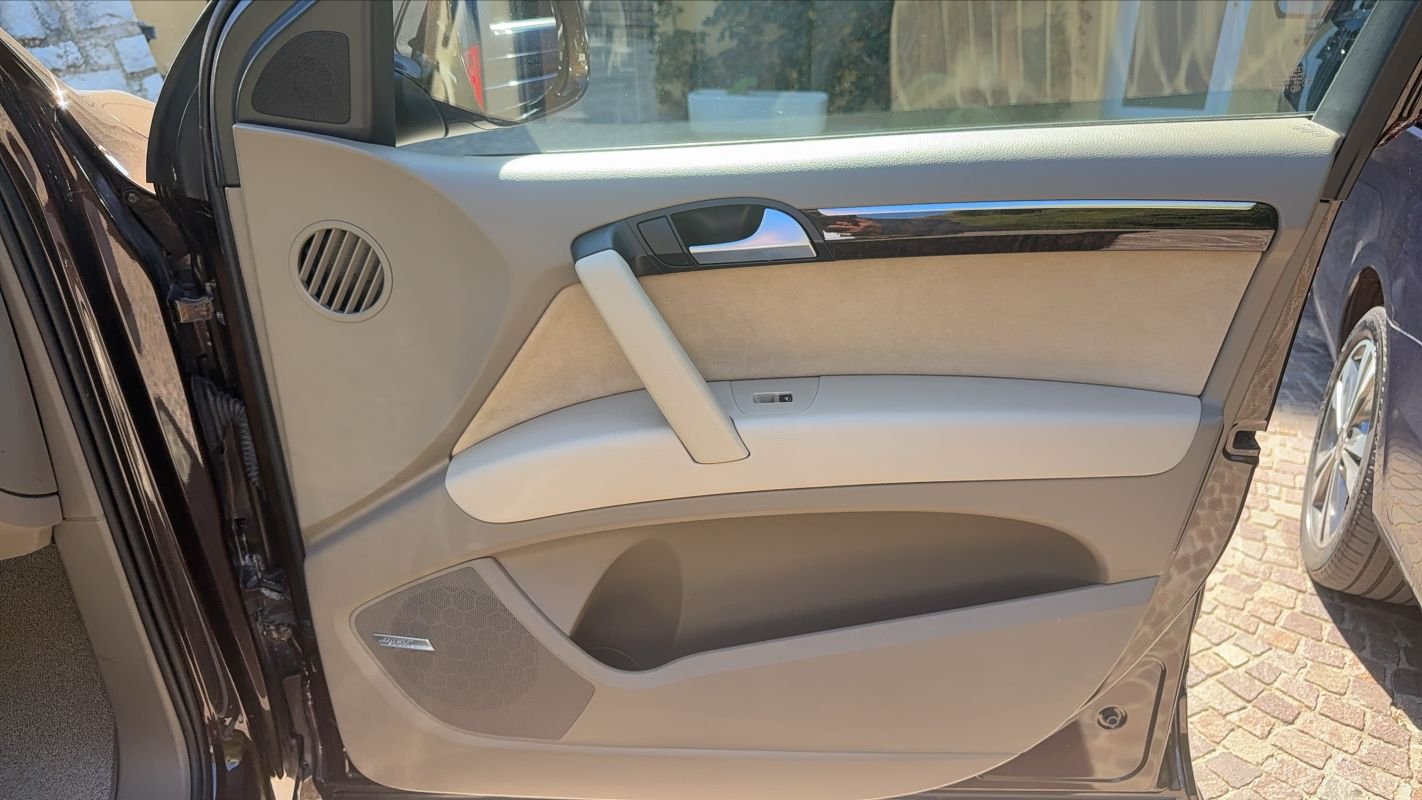 Audi Q7 - Photo 22