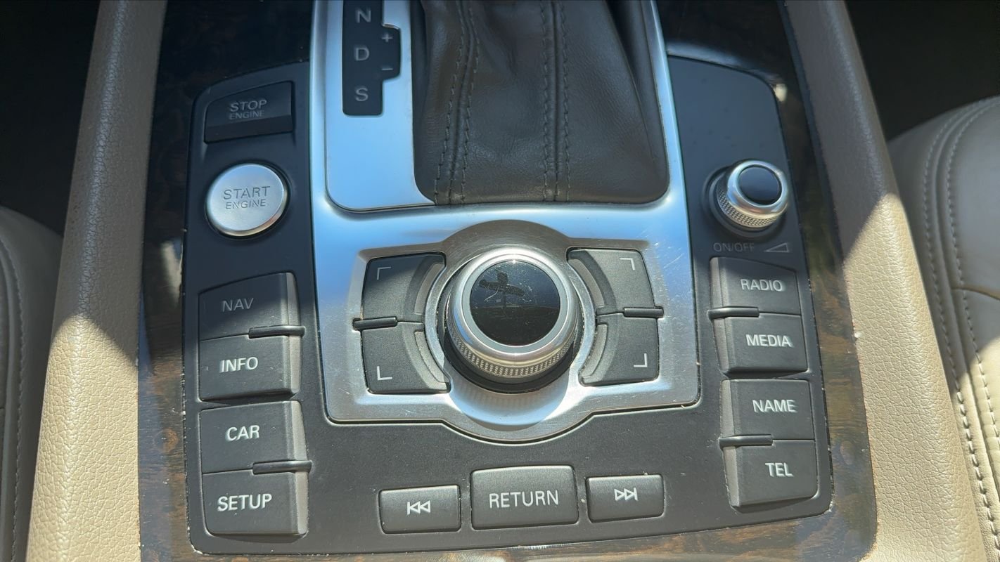 Audi Q7 - Photo 27