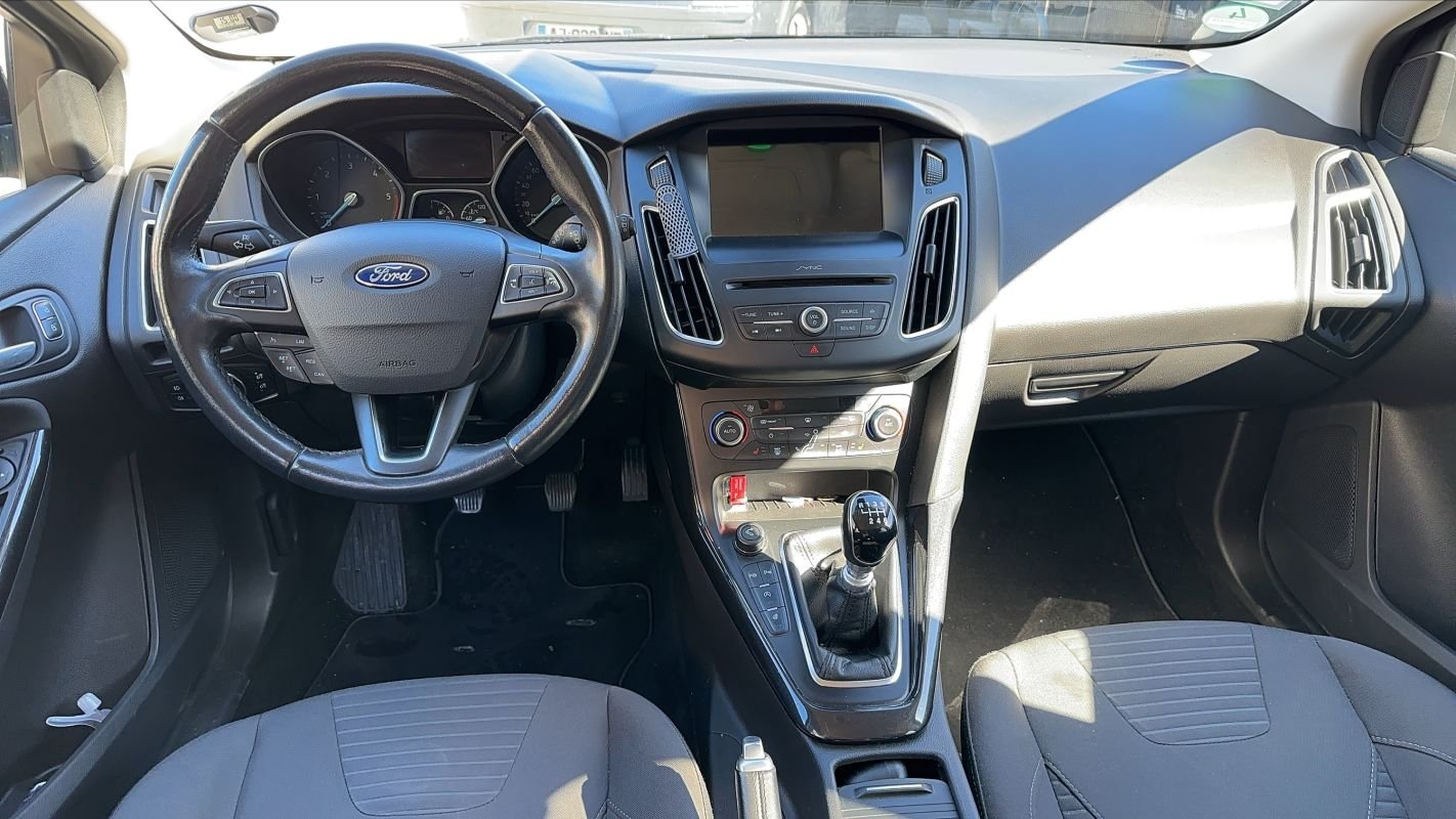 Ford Focus - Photo 11