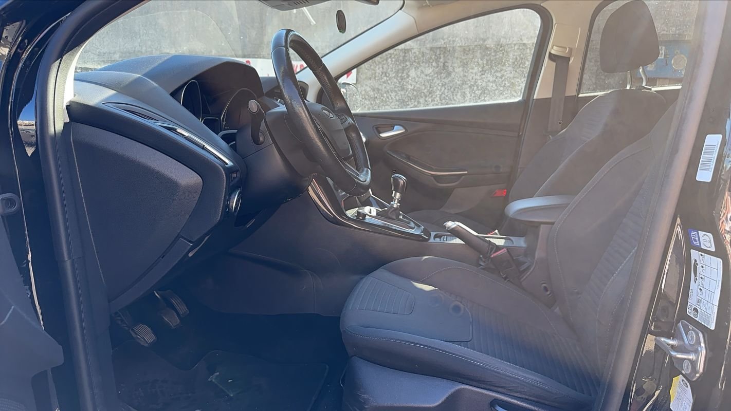Ford Focus - Photo 27