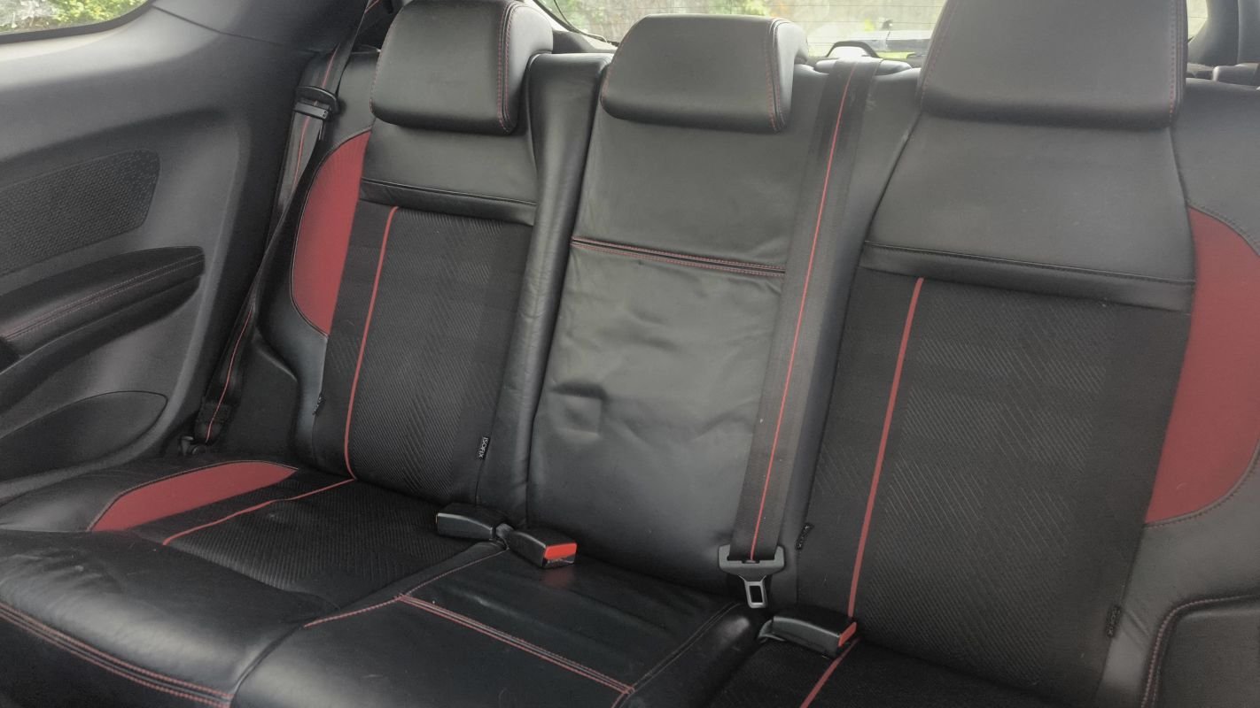 Peugeot 208 - Photo 9