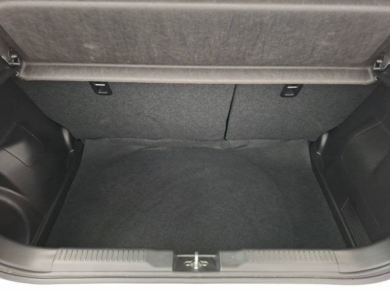 Suzuki Swift - Photo 17
