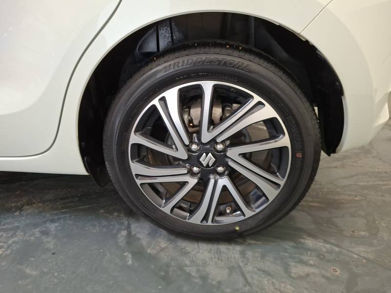 Suzuki Swift - Photo 10