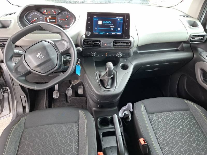 Peugeot Rifter - Photo 11