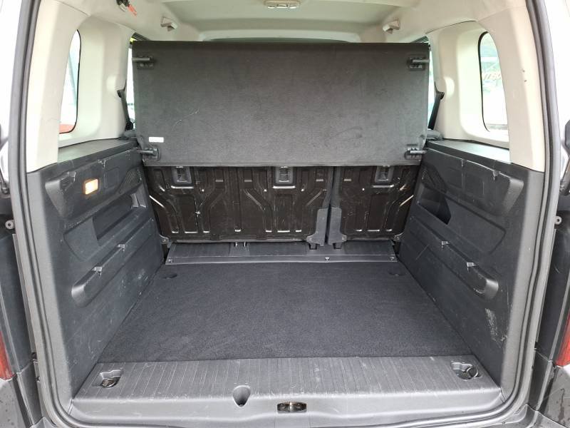 Peugeot Rifter - Photo 17