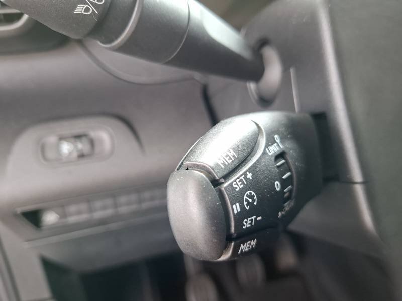Peugeot Rifter - Photo 22