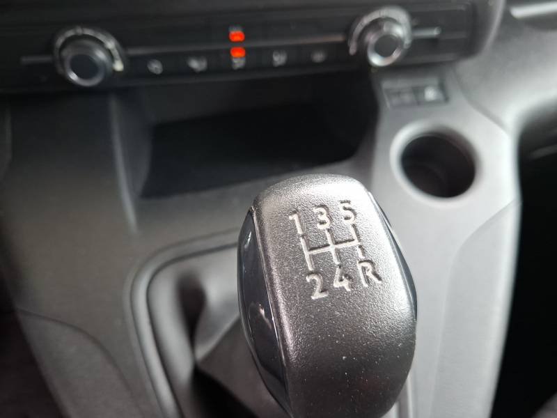 Peugeot Rifter - Photo 27