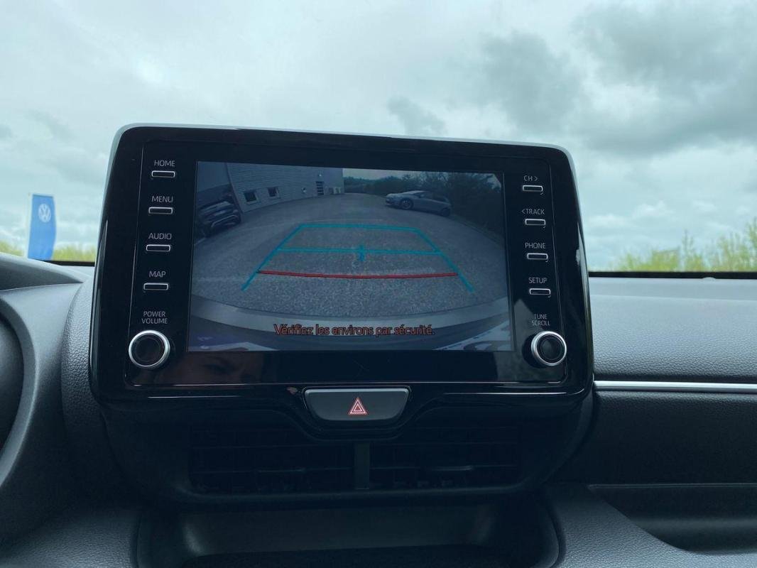 Toyota Yaris - Photo 18