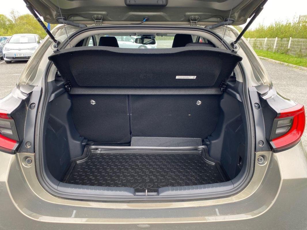 Toyota Yaris - Photo 31