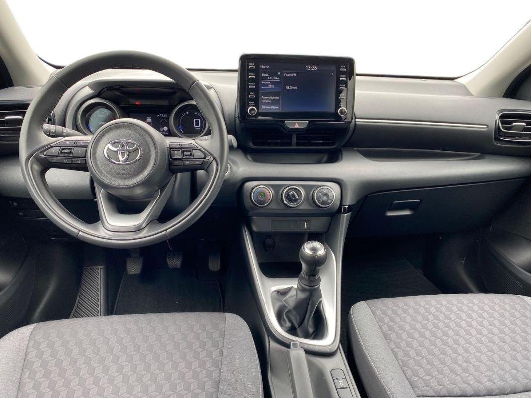 Toyota Yaris - Photo 8
