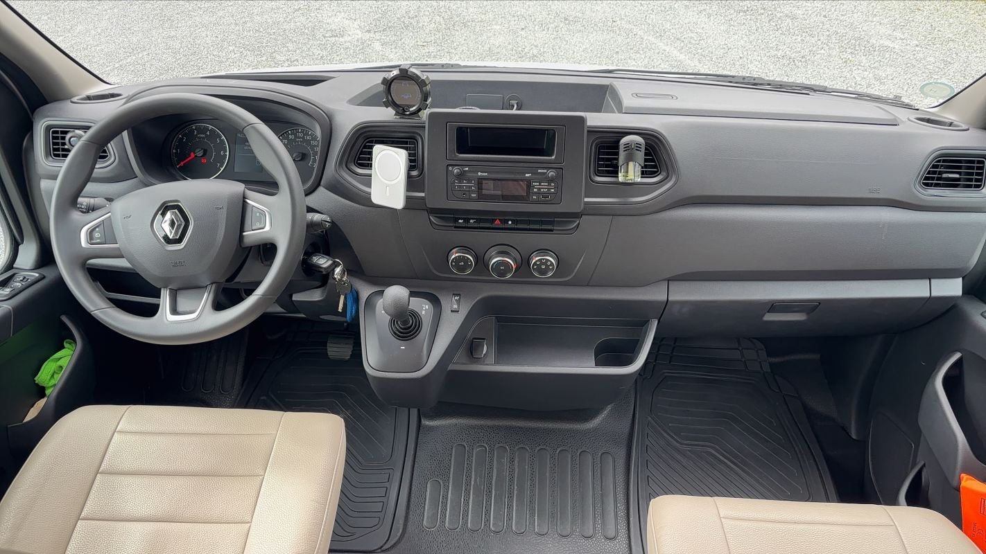 Renault Master - Photo 11