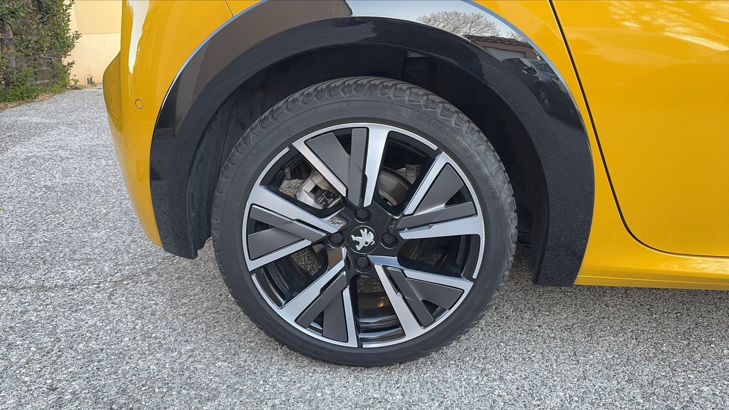 Peugeot 208 - Photo 16