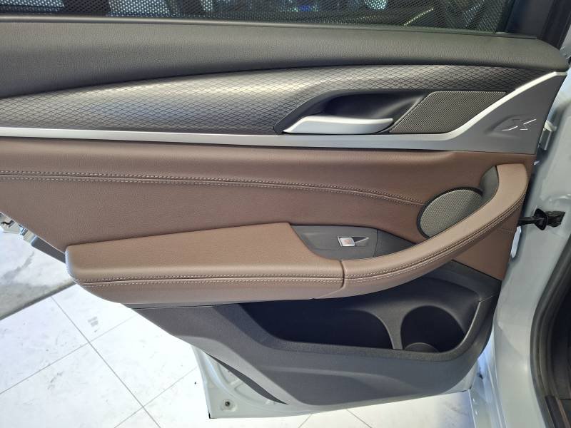BMW X3 - Photo 28