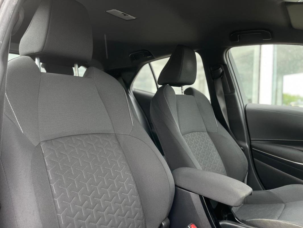 Toyota Corolla - Photo 12