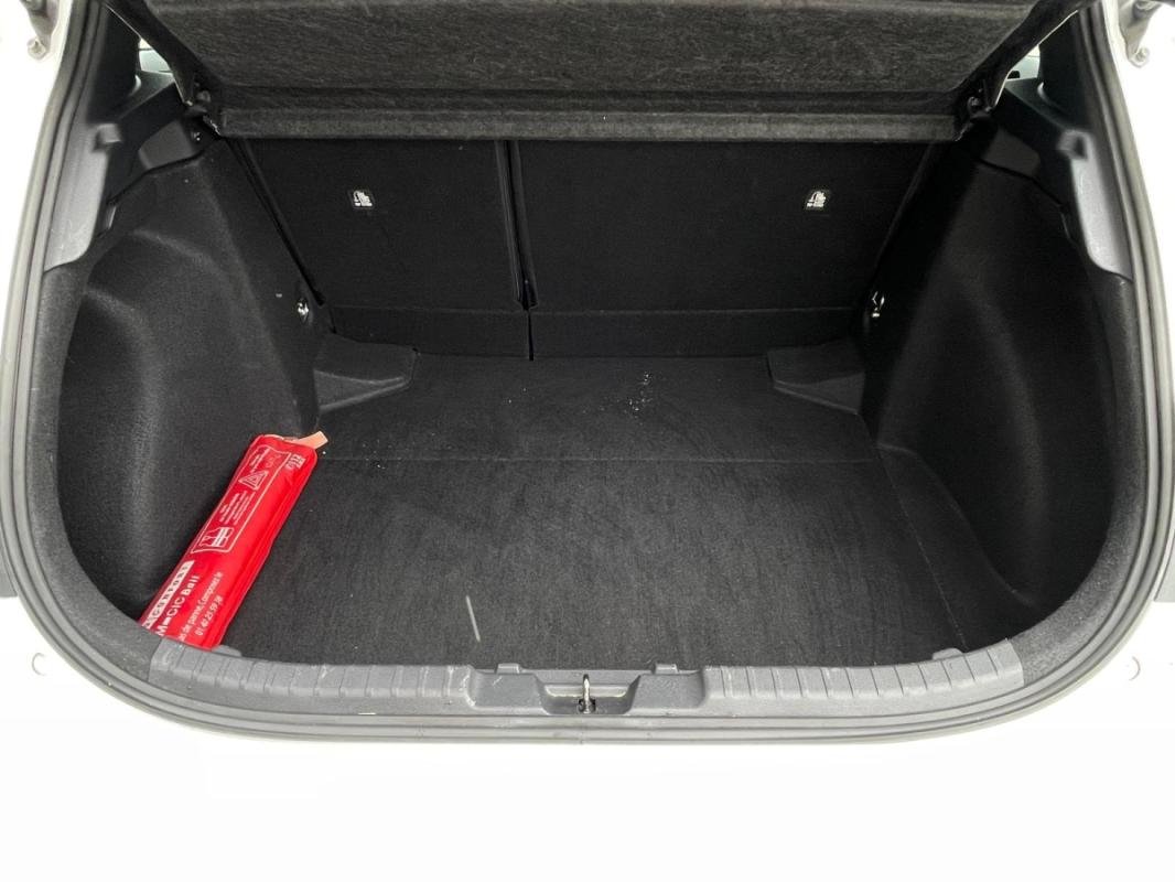 Toyota Corolla - Photo 28