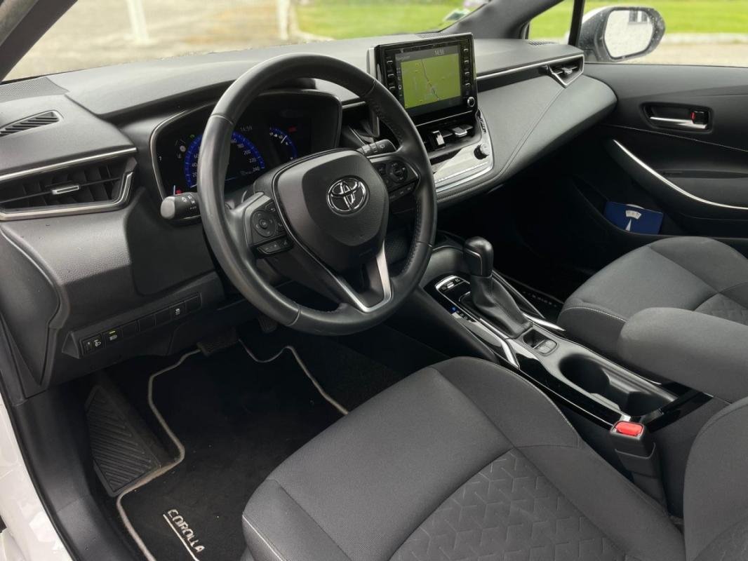 Toyota Corolla - Photo 8