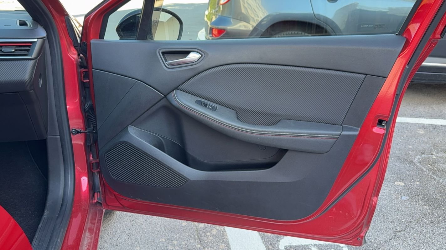 Renault Clio - Photo 23