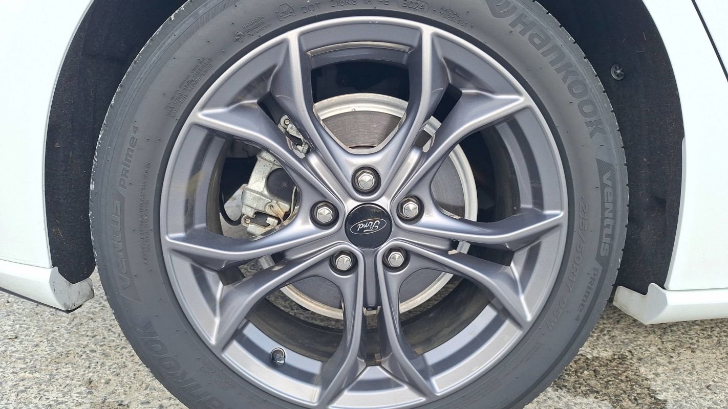 Ford Focus - Photo 16