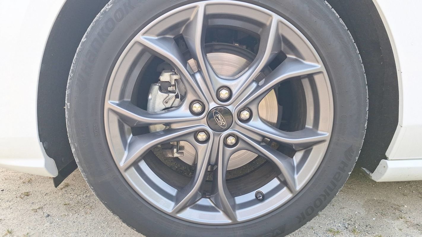 Ford Focus - Photo 18