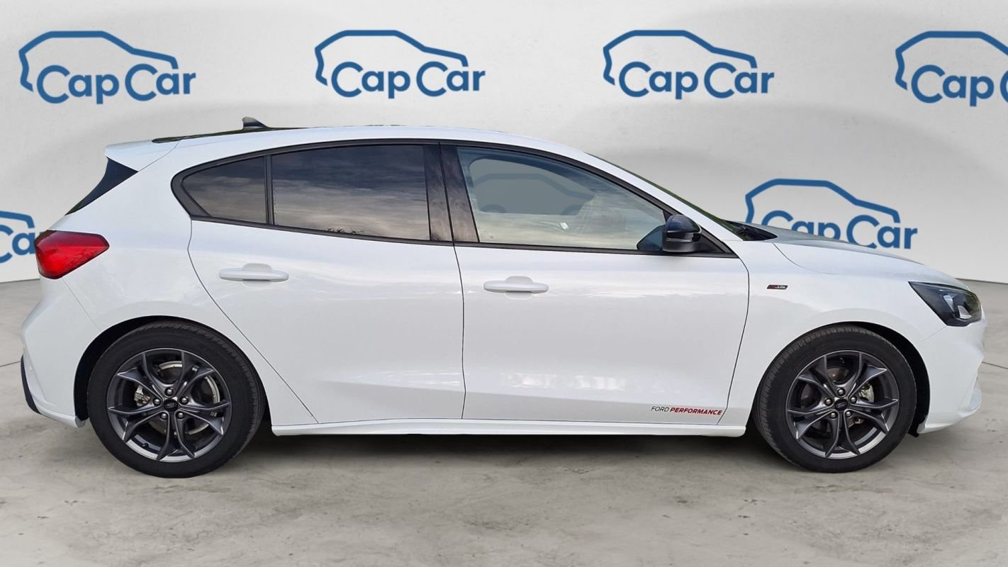 Ford Focus - Photo 4