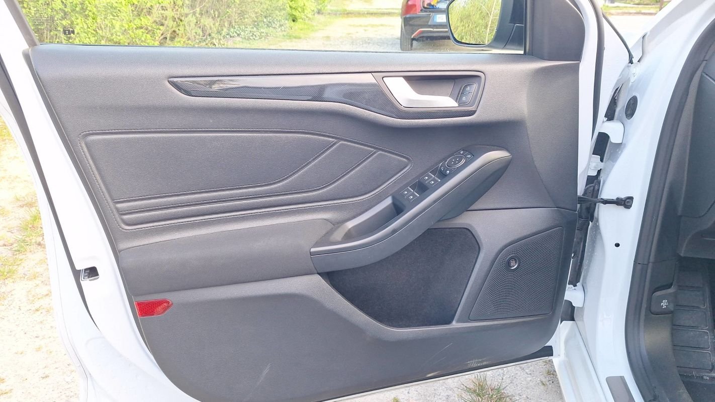 Ford Focus - Photo 7