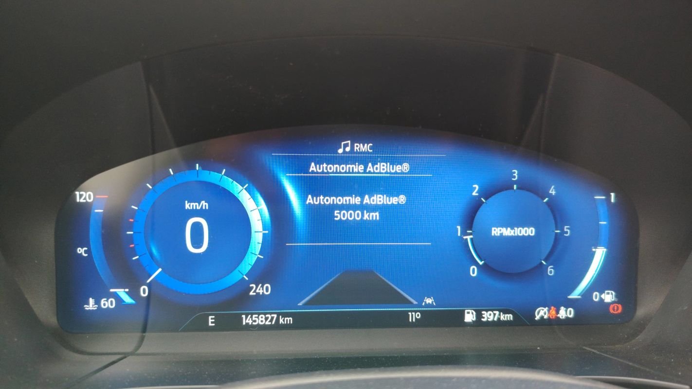 Ford Kuga - Photo 12