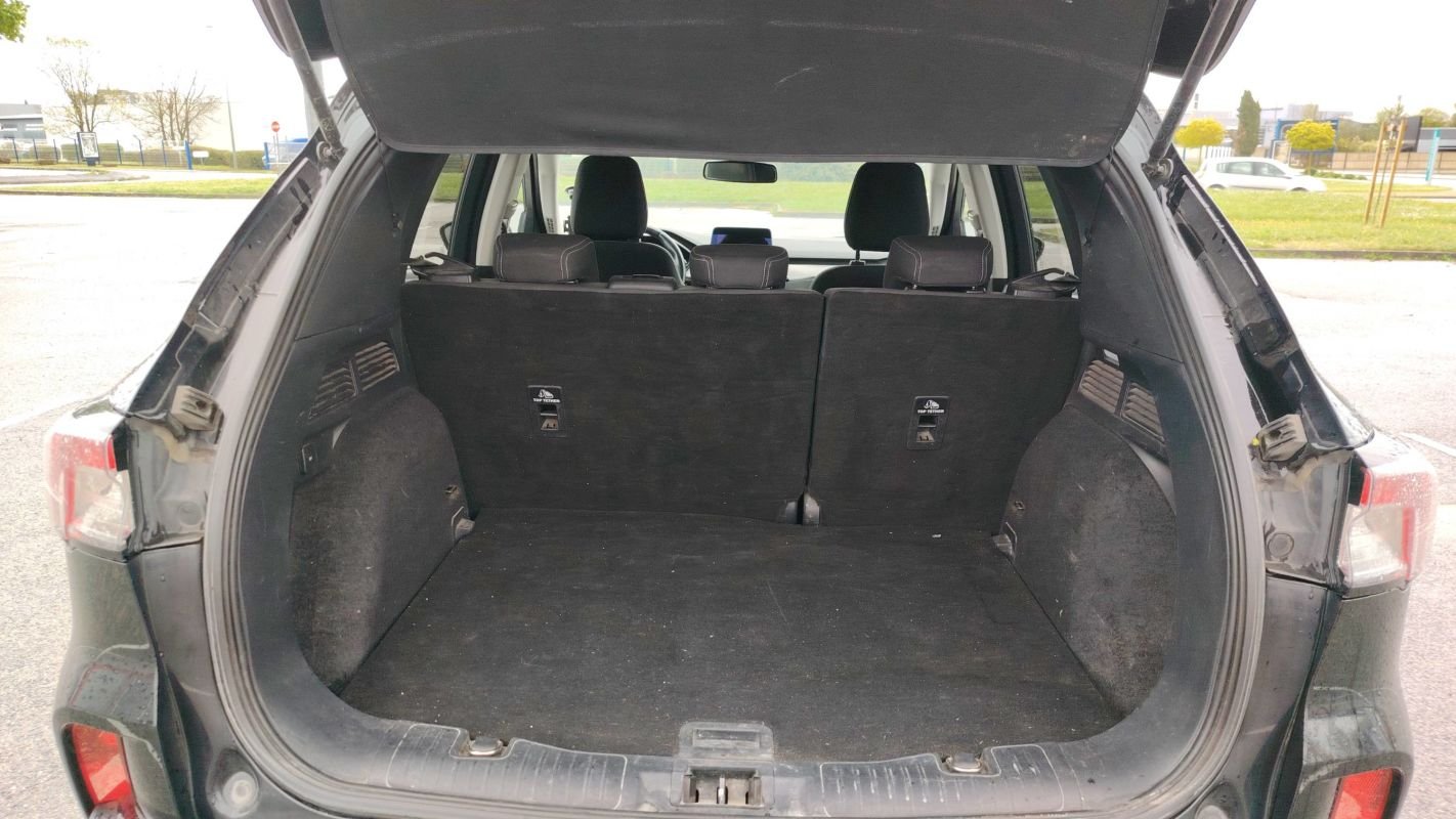 Ford Kuga - Photo 14
