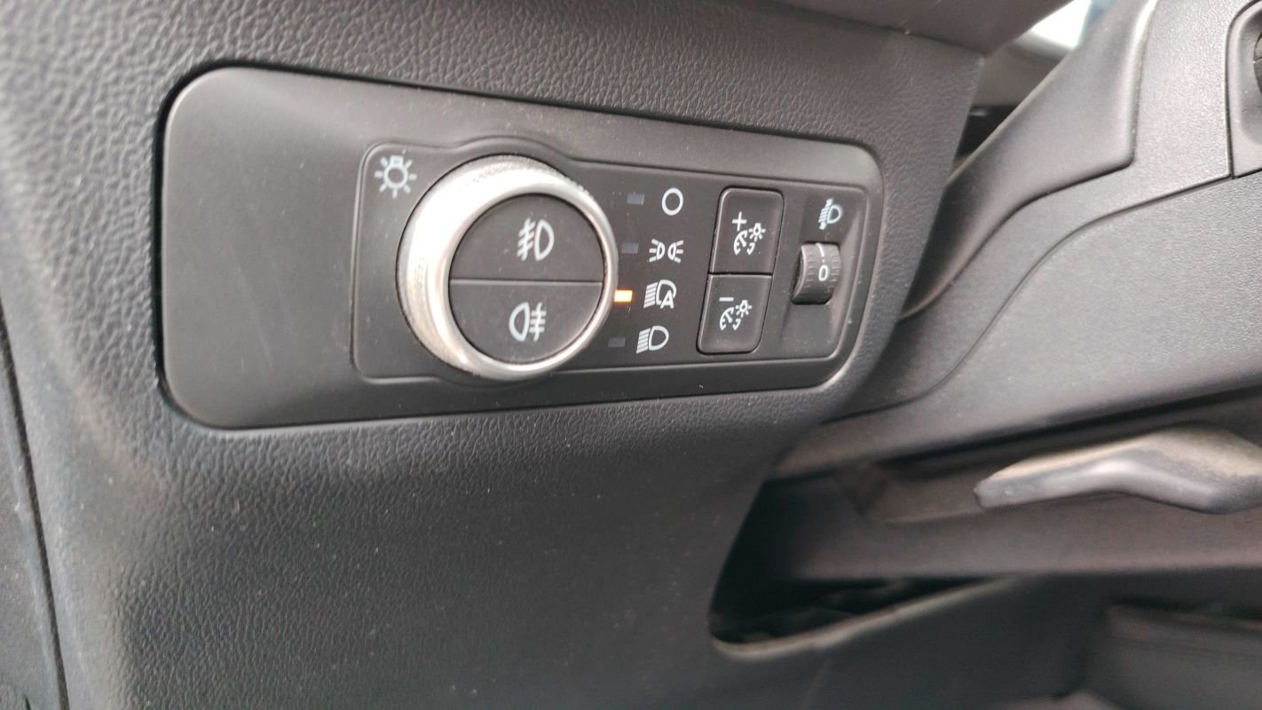 Ford Kuga - Photo 28