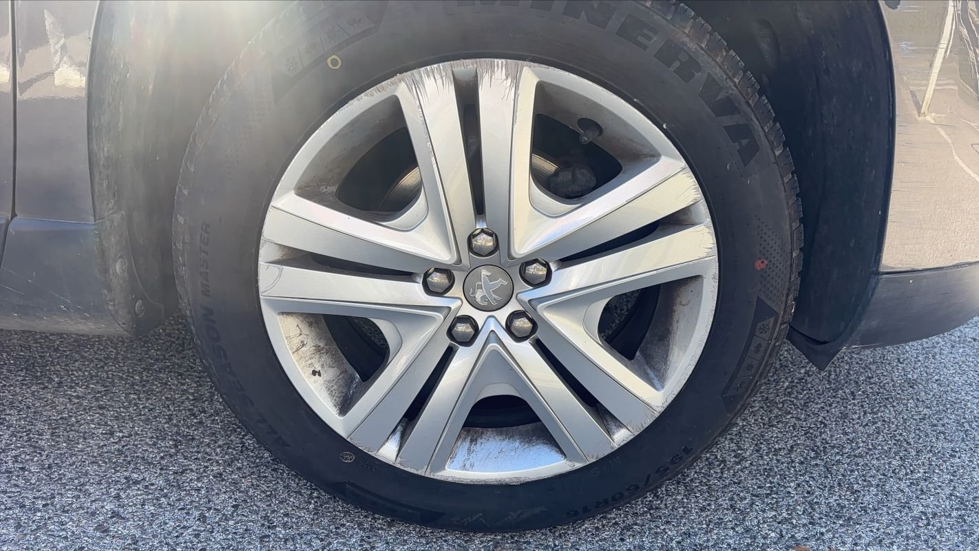 Peugeot 2008 - Photo 17