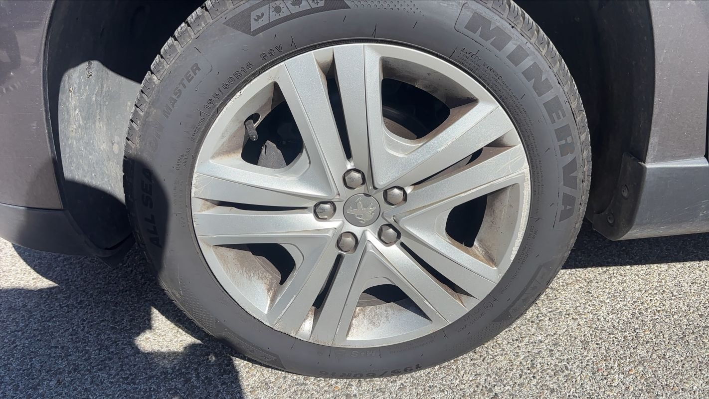 Peugeot 2008 - Photo 18