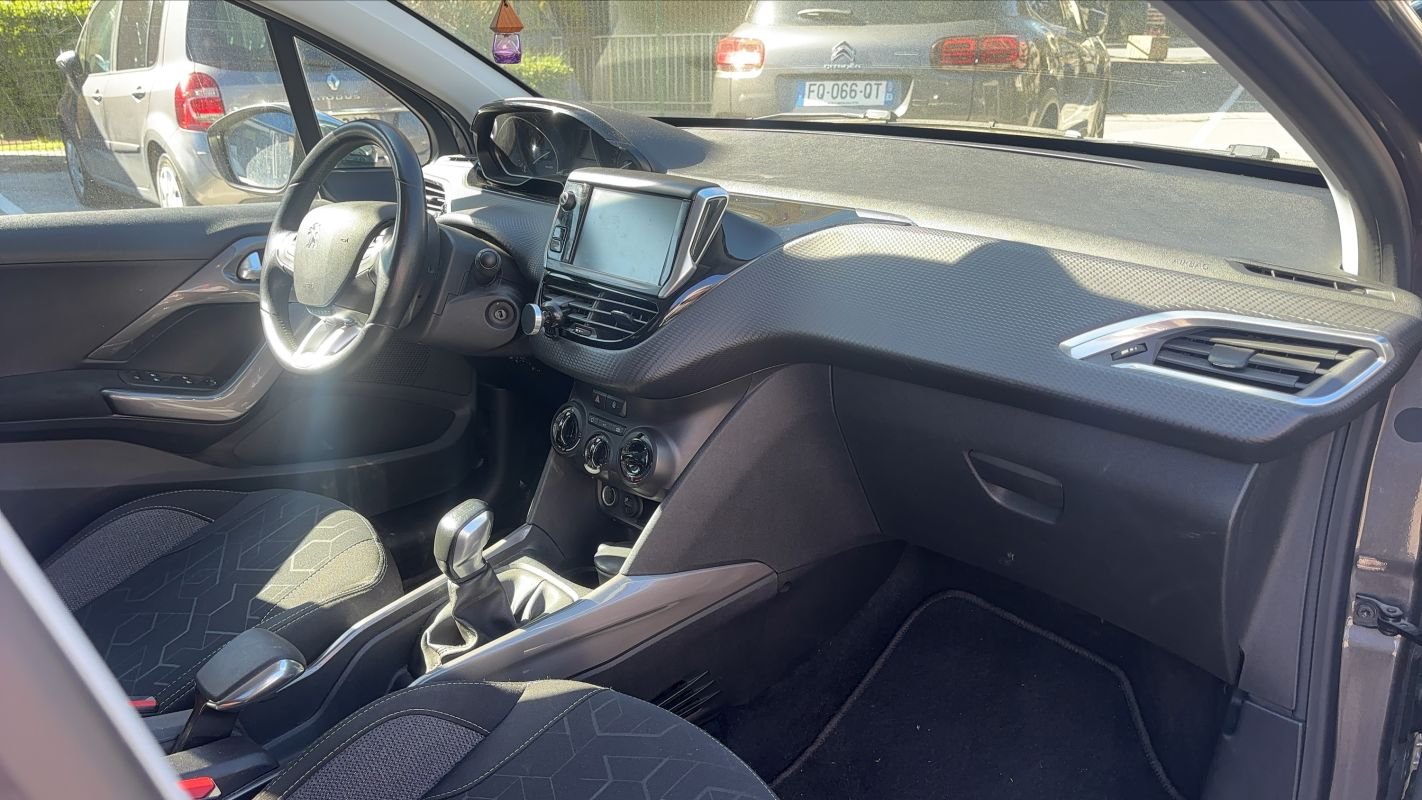Peugeot 2008 - Photo 10
