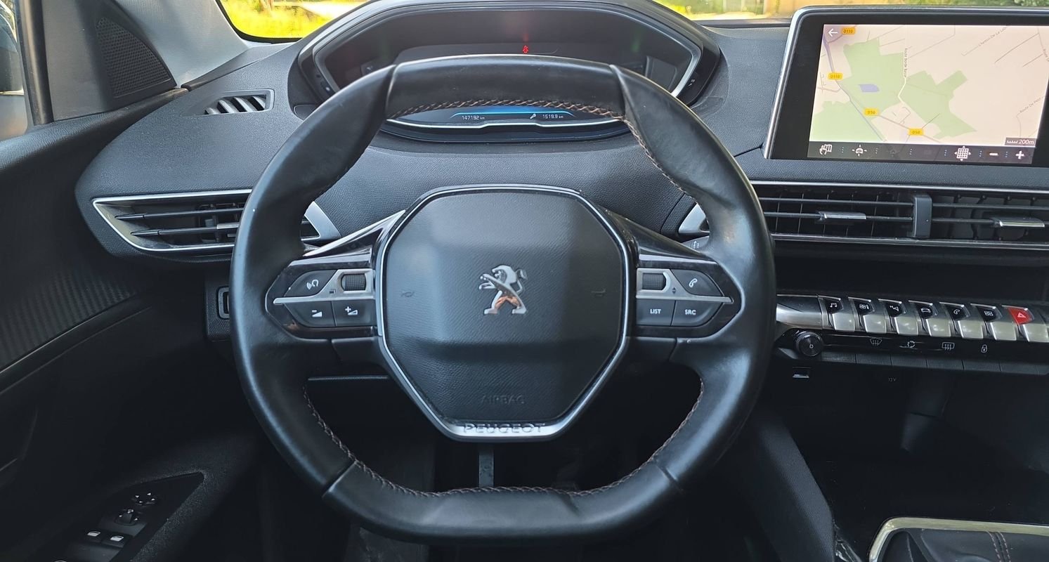 Peugeot 5008 - Photo 24