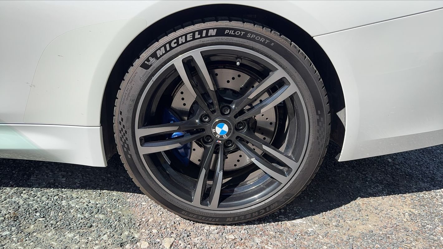BMW M4 - Photo 19