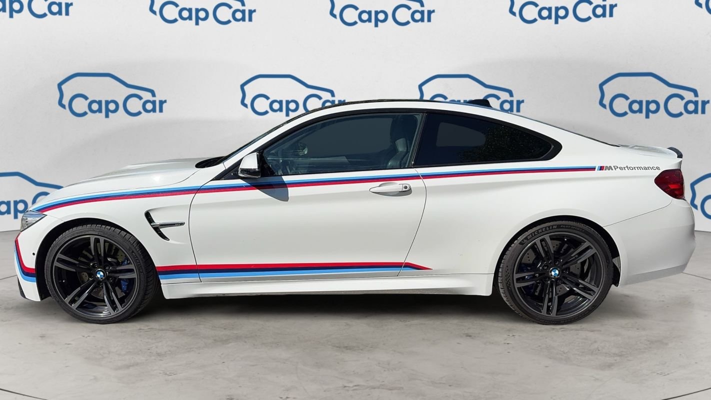 BMW M4 - Photo 2