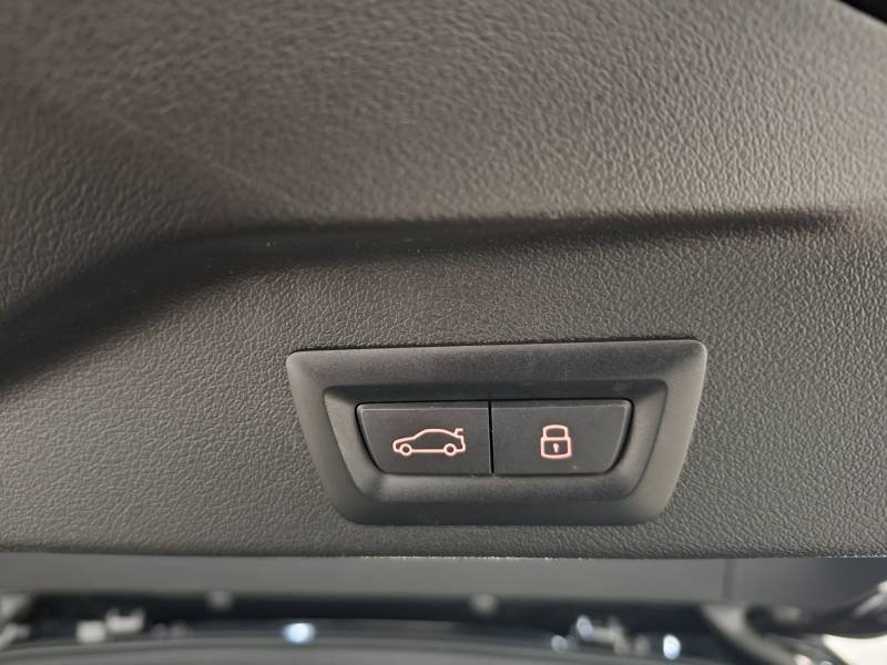 BMW X5 - Photo 18