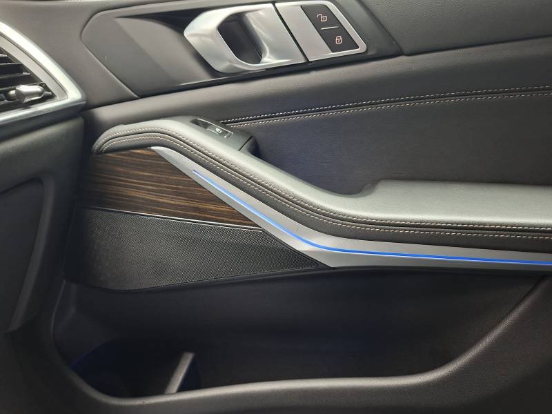 BMW X5 - Photo 33