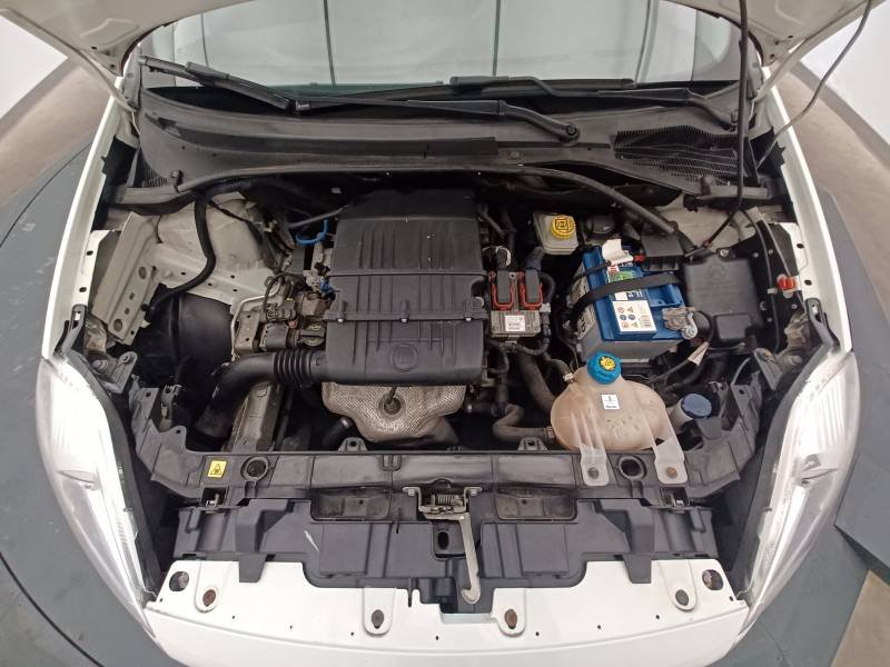 Fiat Grande Punto - Photo 11