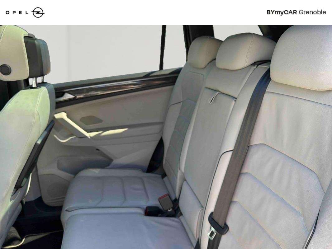 Volkswagen Tiguan Allspace - Photo 12