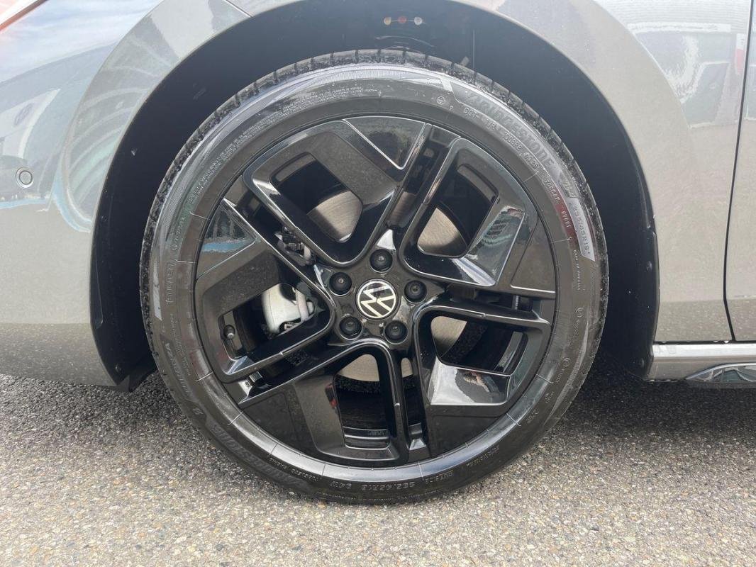 Volkswagen Passat - Photo 29