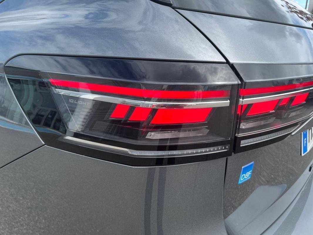 Volkswagen Passat - Photo 30